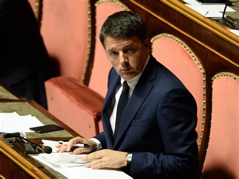 renzi è i rolex|Renzi e i Rolex d'Arabia spariti per un anno da Palazzo Chigi.